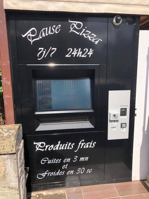 Logement A Brive Avec Terrasse Et Climatisation - Pres De La Gare Et Du Centre-Ville - Wifi Et Stationnement Gratuit Exterior foto